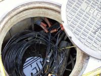 fiber-under-manhole-cover-at-mae-east