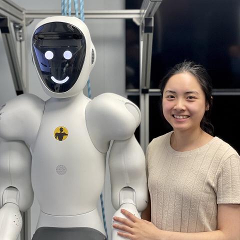 A humanoid robot, evoking Grady Booch's theme of 'sentient' computing.