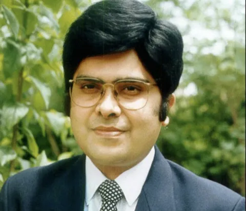 portrait of Dewang Mehta